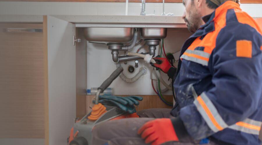 Professional slab leak plumber services in Dike, TX